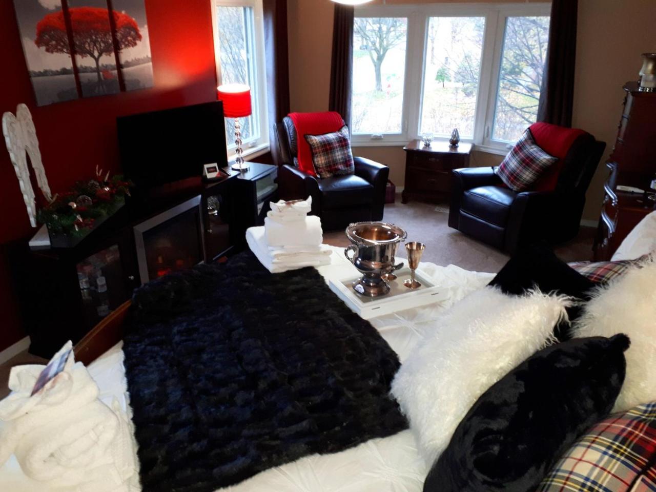 The Tartan House Bed & Breakfast 아약스 외부 사진